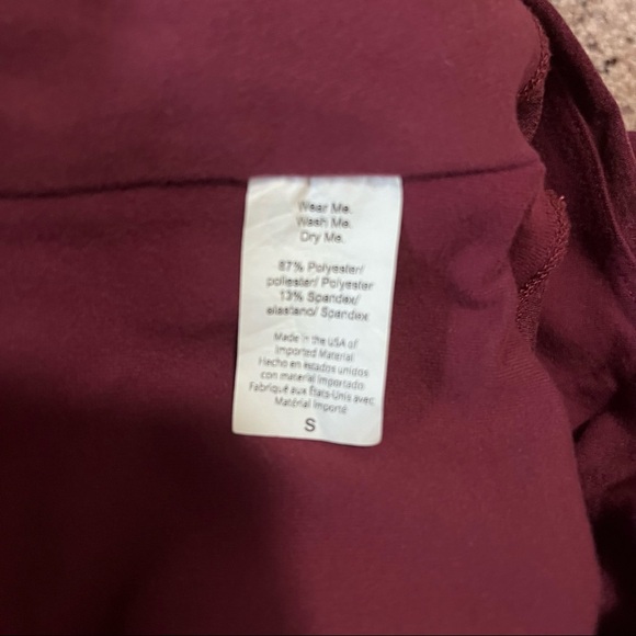 Beyond Yoga x Peloton Burgundy Leggings Size Small - Picture 3 of 8